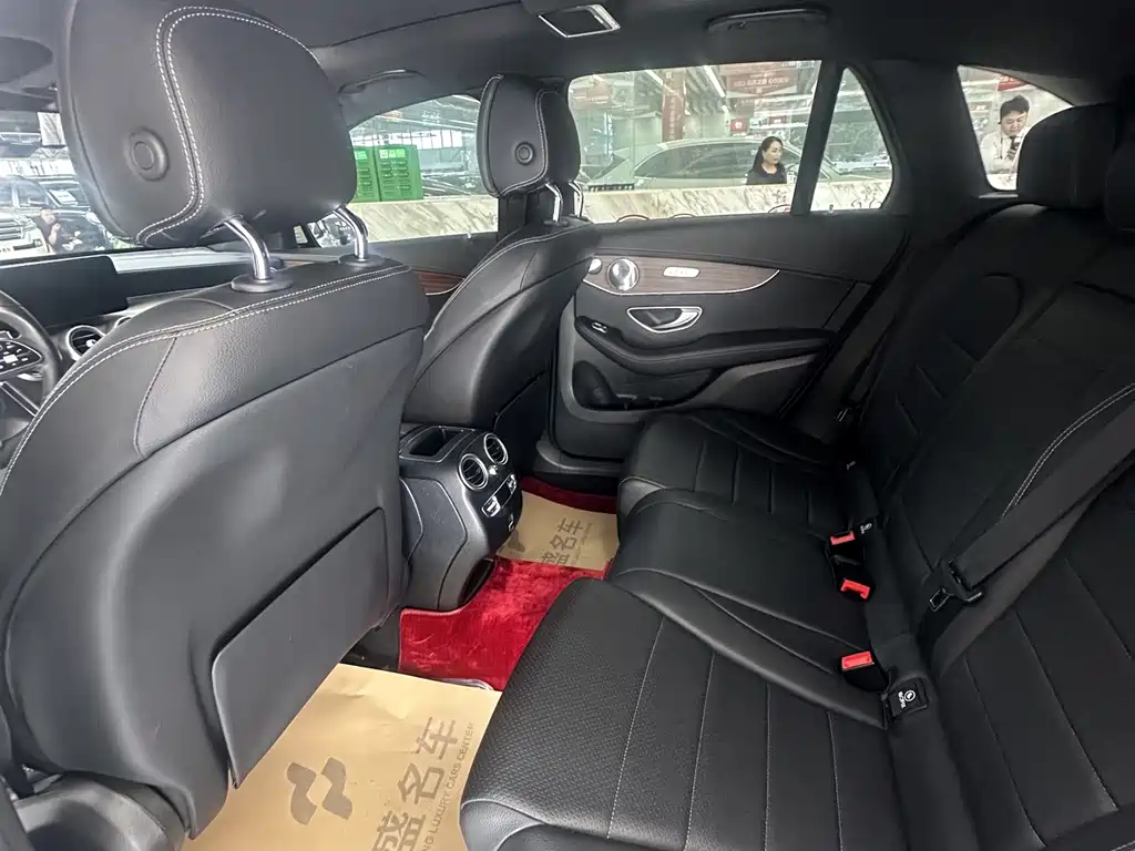 Mercedes-Benz GLC 300 L 4MATIC AMG-Line 2020