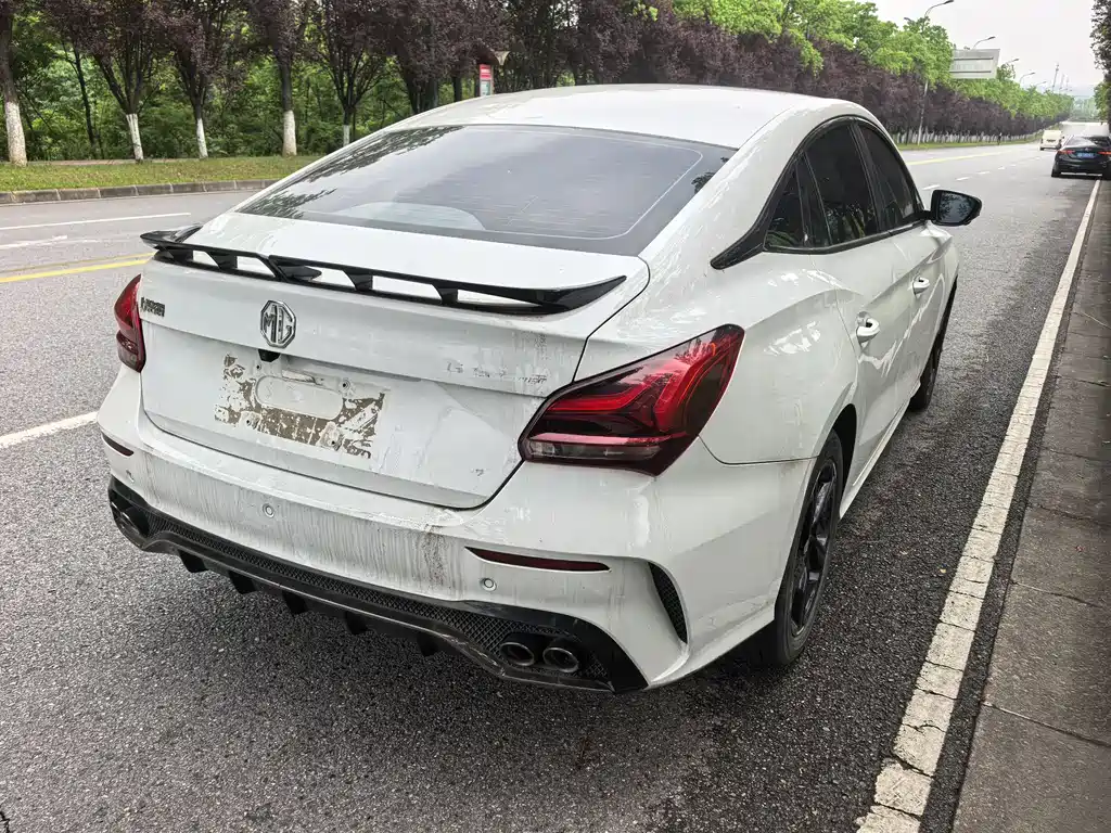 MG5 Scorpio 2022 1.5T Deluxe