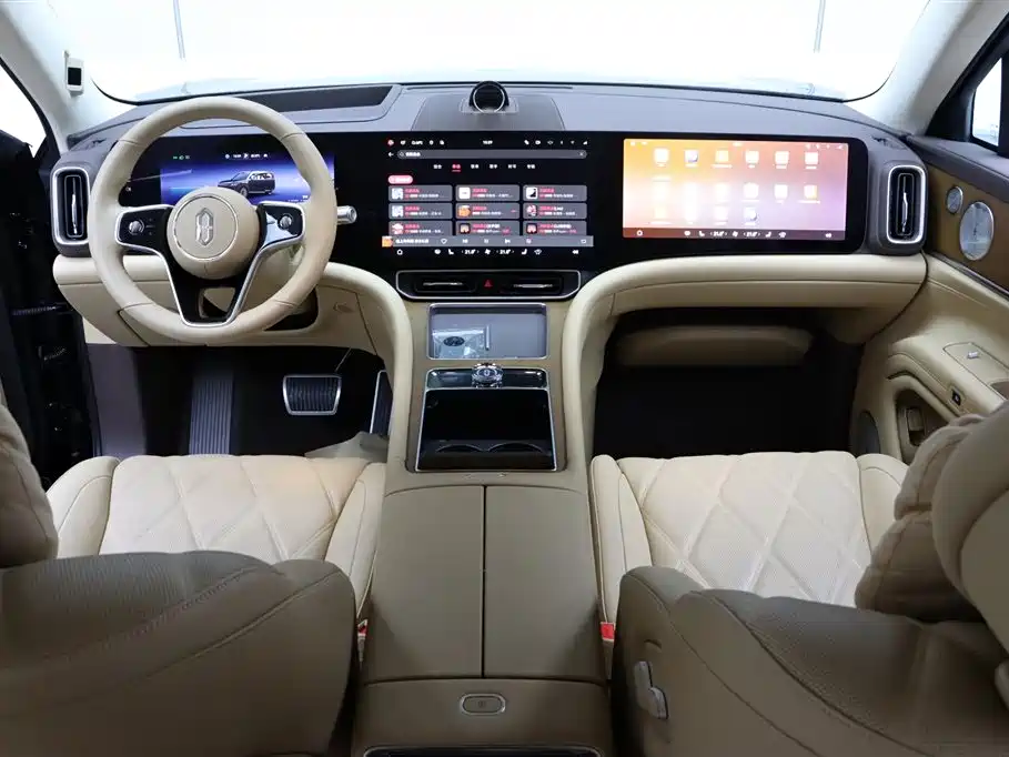 AITO M9 2025 EREV Ultra Edition 52kWh 6-Seater with 192-Line LiDAR