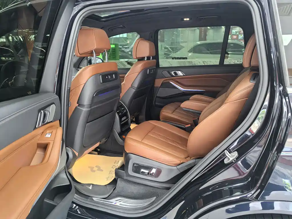 BMW X7 2022 xDrive40i Exclusive M Sport Package