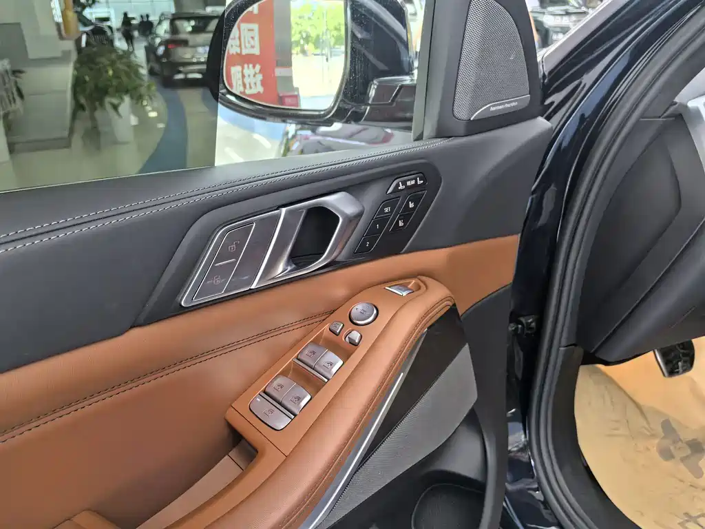 BMW X7 2022 xDrive40i Exclusive M Sport Package