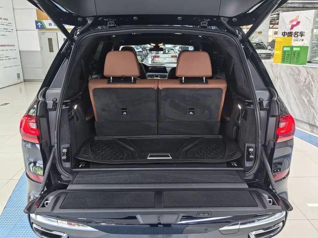 BMW X7 2022 xDrive40i Exclusive M Sport Package