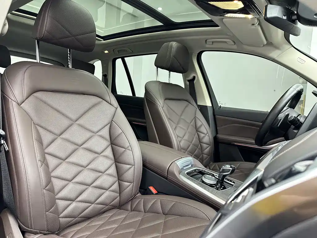 BMW X5 2022 xDrive 30Li Exclusive M Sport Package