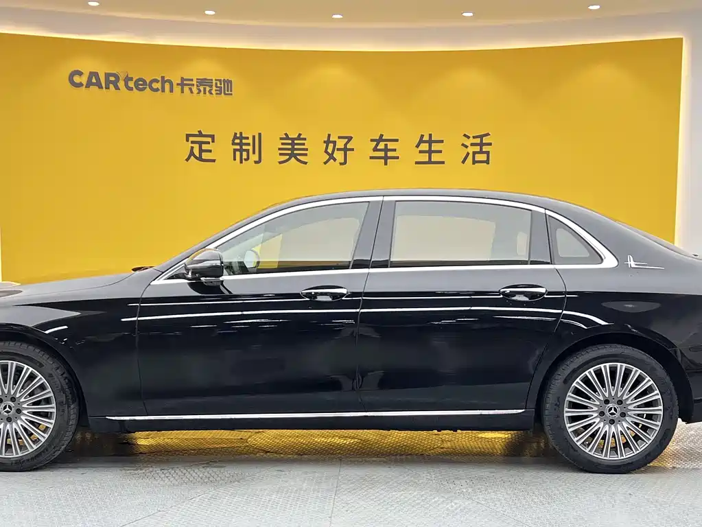 Mercedes-Benz E-Class 2022 E 300 L Fashion