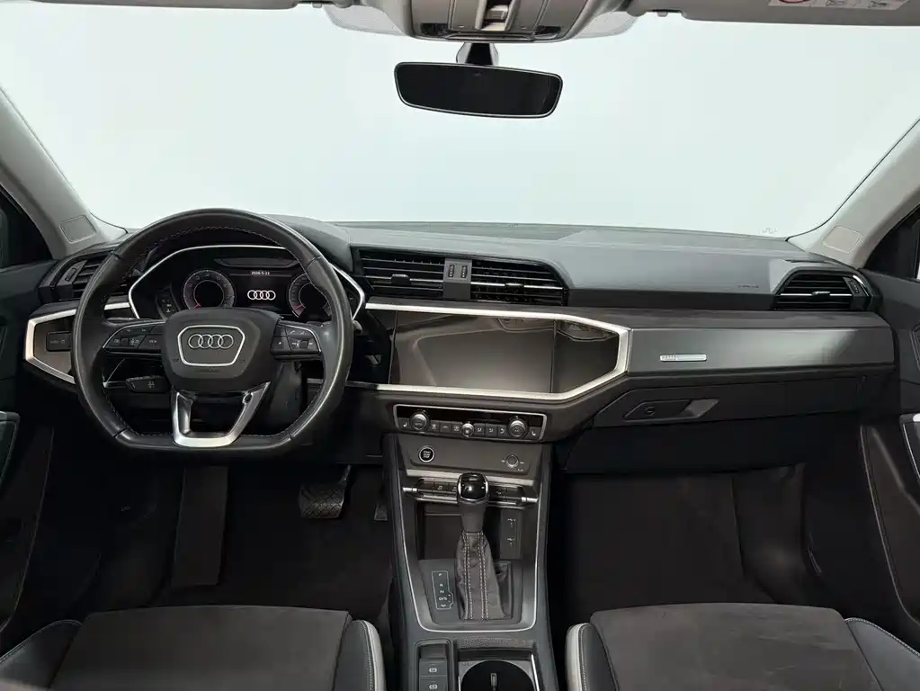 Audi Q3 2022 35 TFSI Style Sport
