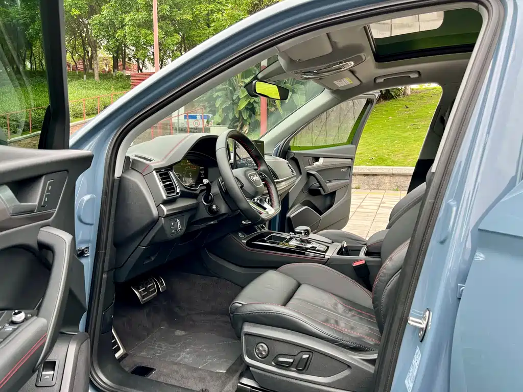 Audi Q5L 40 TFSI RS Line Edition
