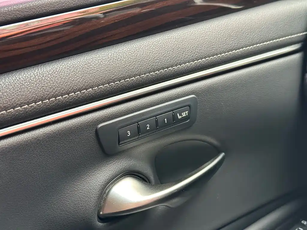 Lexus ES 2018 200 Luxury Edition China V