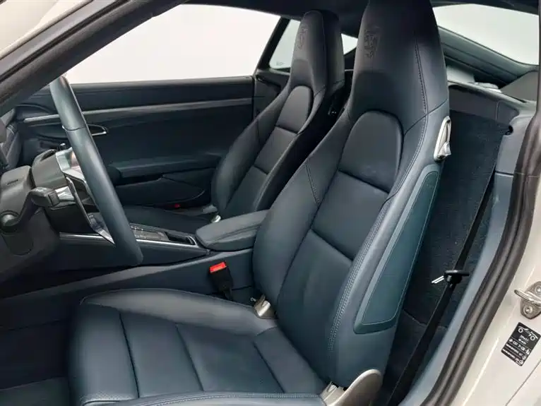 Porsche 718 Cayman 2.0T 2022