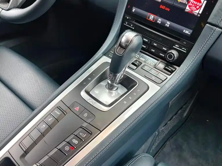 Porsche 718 Cayman 2.0T 2022