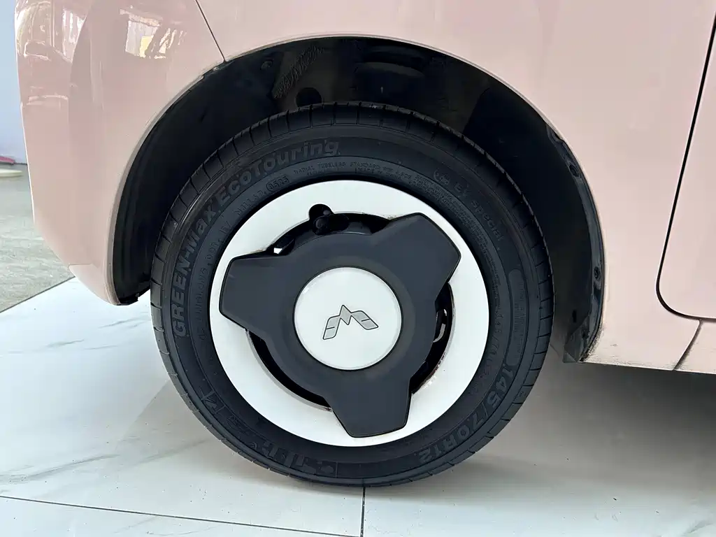 Wuling MINIEV Macaron Premium Edition 2021 Lithium Iron Phosphate