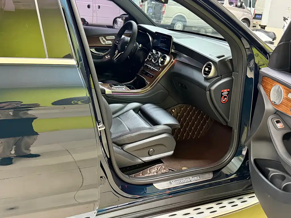 Mercedes-Benz GLC 300 L 4MATIC Dynamic Edition
