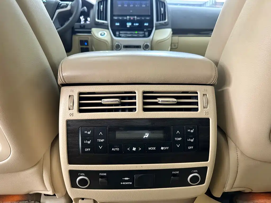 Land Cruiser 2016 4.6L Automatic VX-R