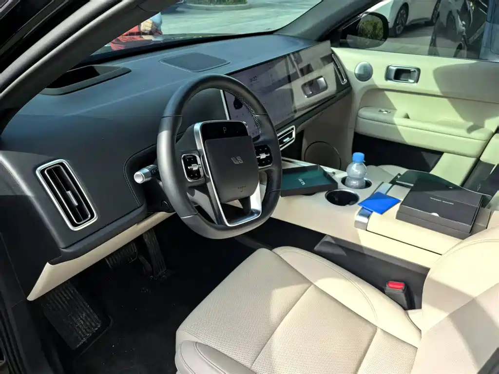 Li Auto L6 2024 Pro