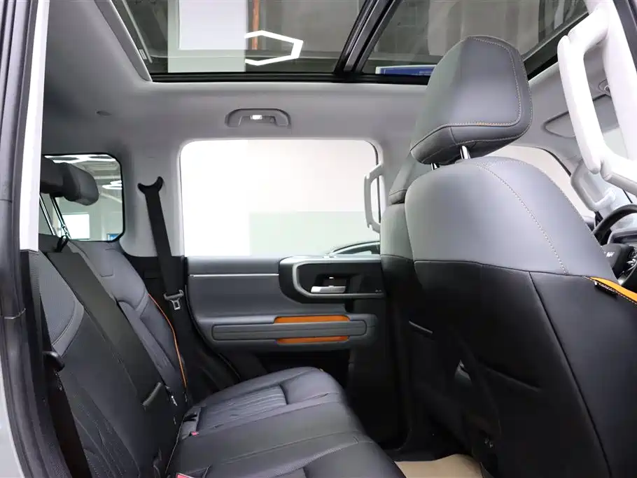 Beijing Off-Road BJ40 EREV 2025 Standard Edition