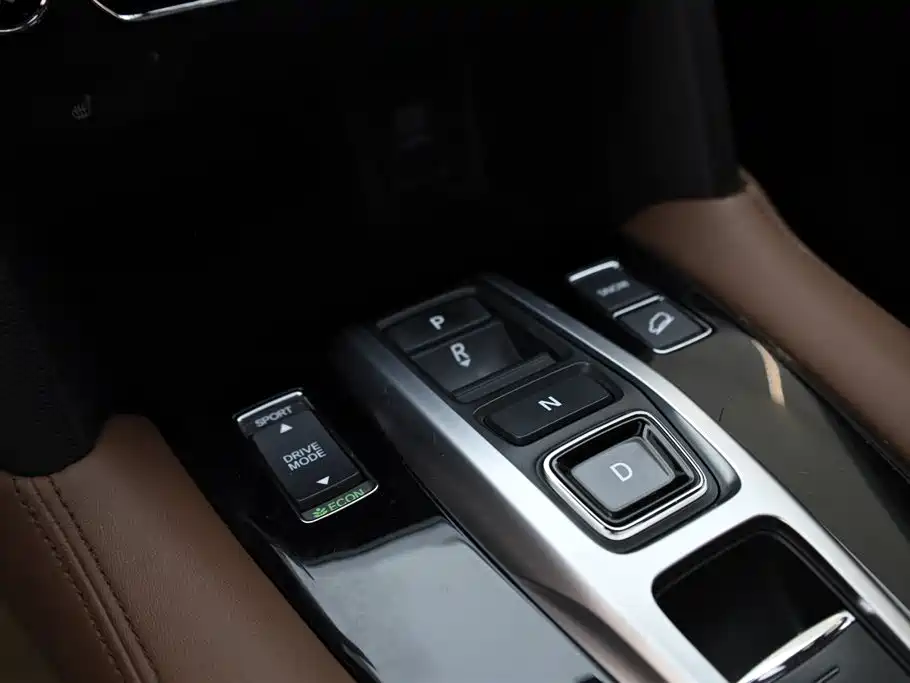 Honda UR-V 2020 370TURBO AWD Premium Edition