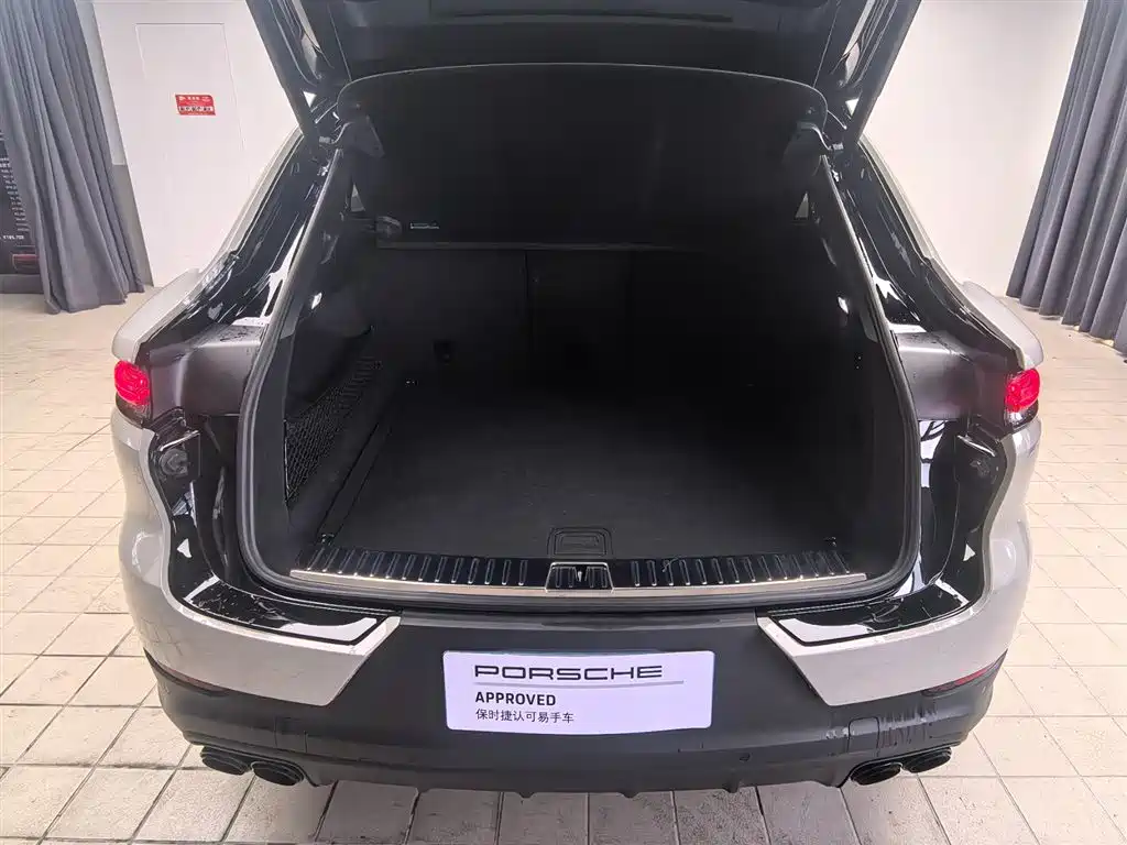 Porsche Cayenne Coupé 3.0T 2024