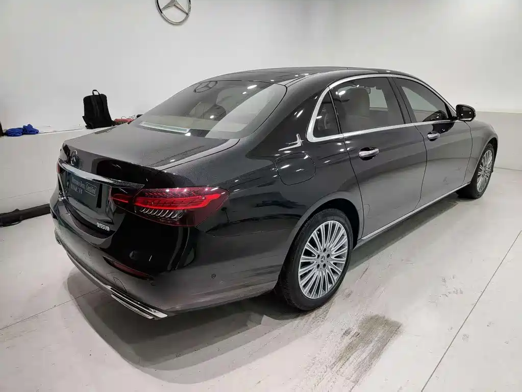 Mercedes-Benz E-Class 2022 Facelift E 300 L Fashion Edition