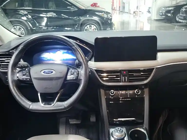 Ford Escape 2020 EcoBoost 245 Titanium AWD