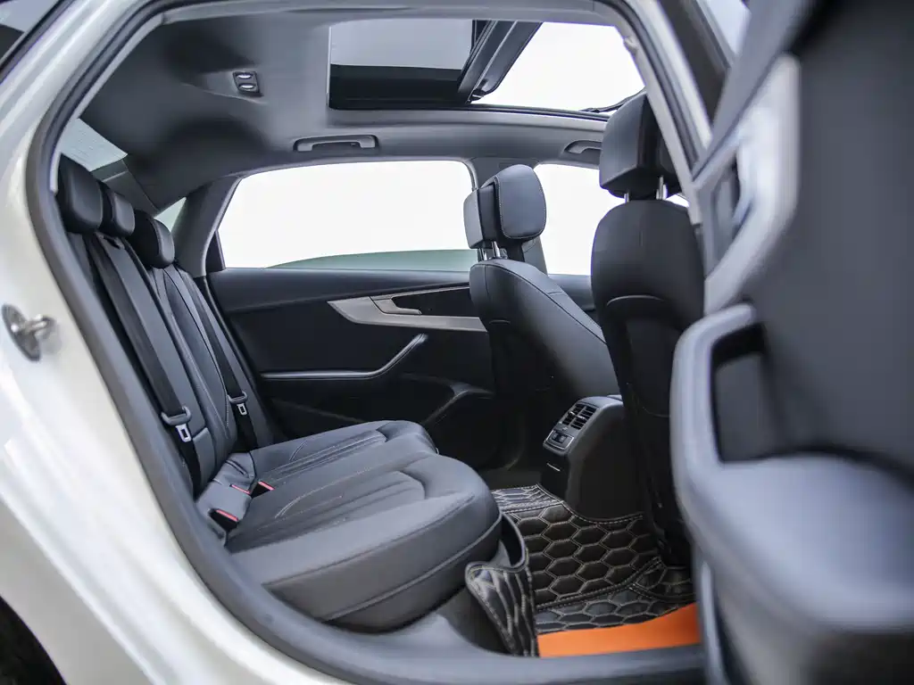 Audi A4L 2020 40 TFSI Luxury