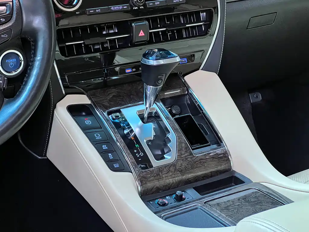 Toyota Vellfire 2019 Hybrid 2.5L HV Premium Edition