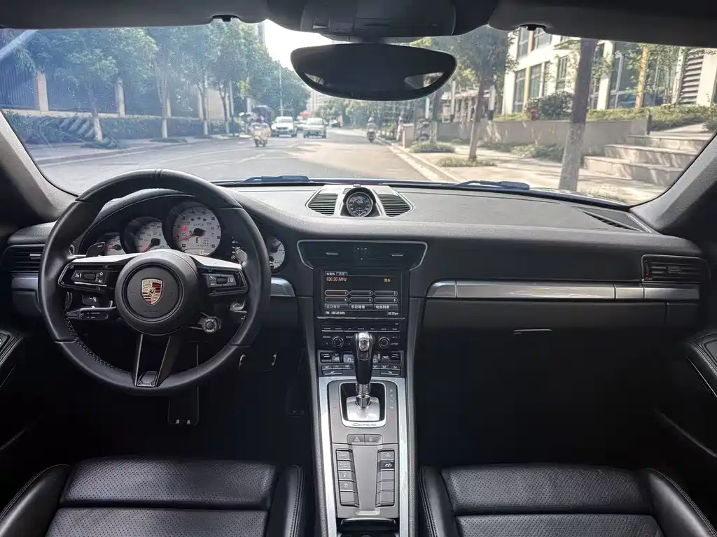 Porsche 911 2015 Carrera 3.4L Style Edition