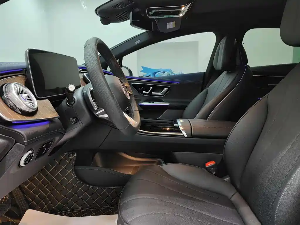 Mercedes-Benz EQE 350 2022