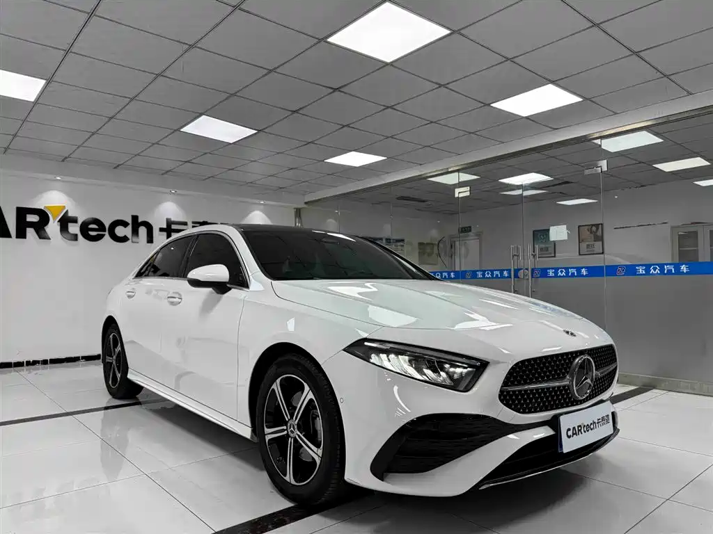 Mercedes-Benz A-Class 2024 A 200 L Fashion Edition