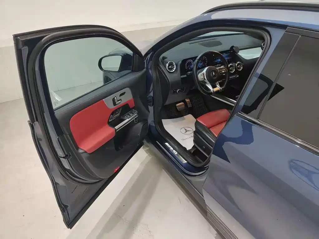 Mercedes-AMG GLA 35 4MATIC 2021
