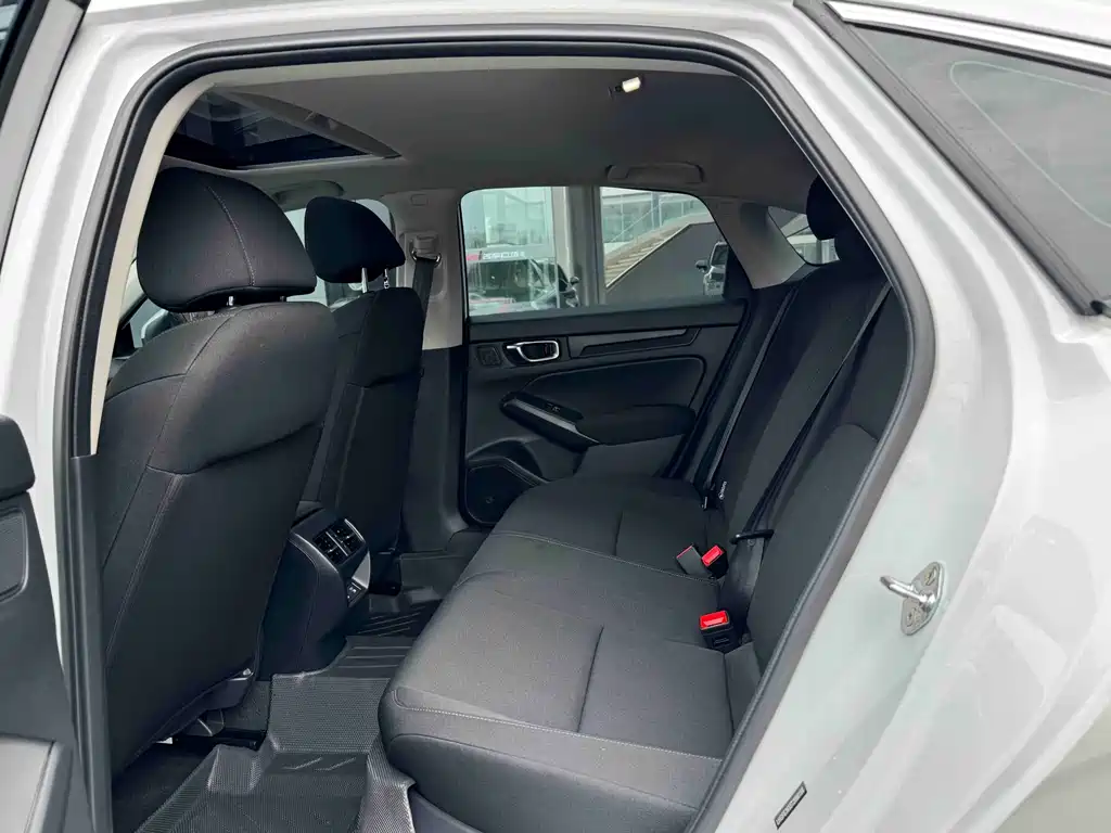 Integra 2025 240TURBO CVT Tech Edition