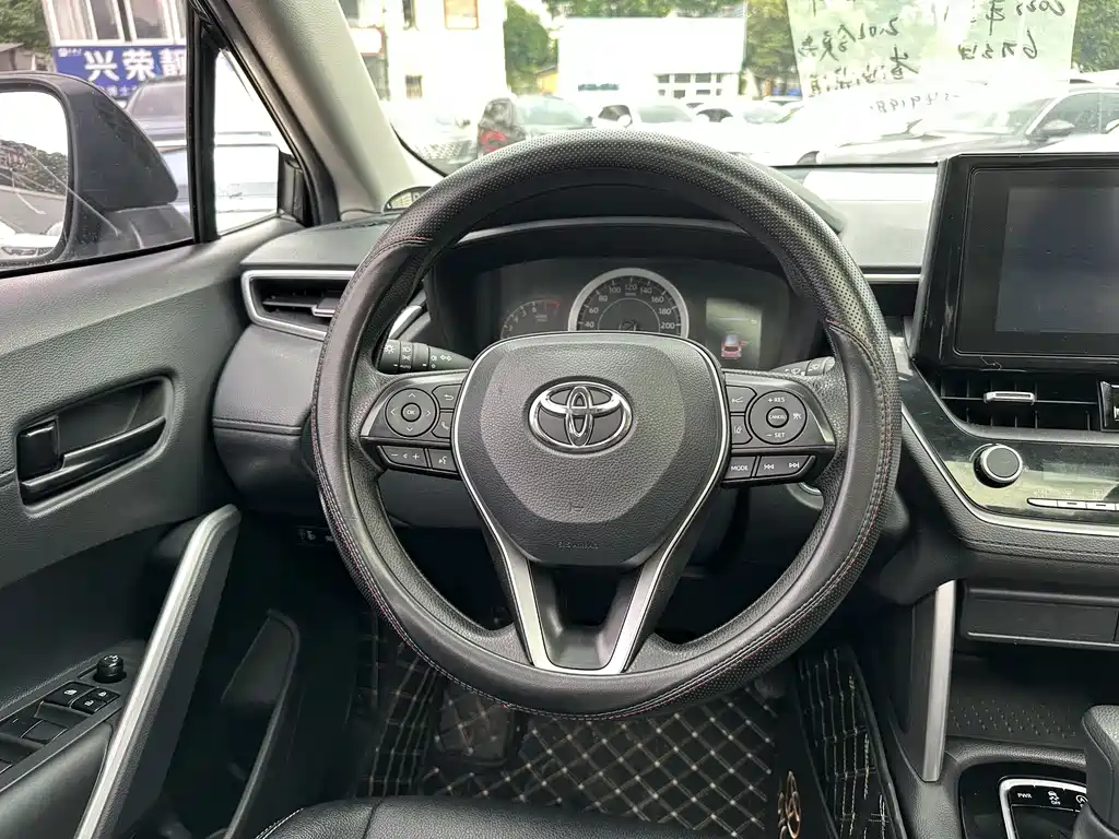 Toyota Frontlander 2023 2.0L CVT Leading