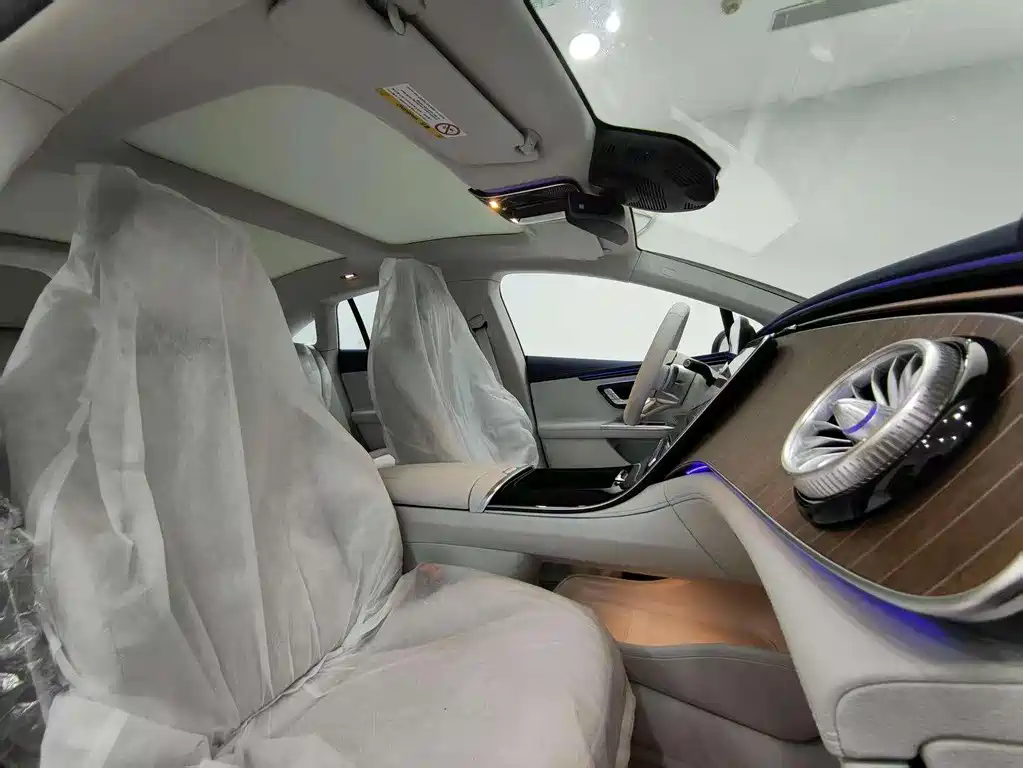 Mercedes-Benz EQE 500 4MATIC Pioneer Edition 2025