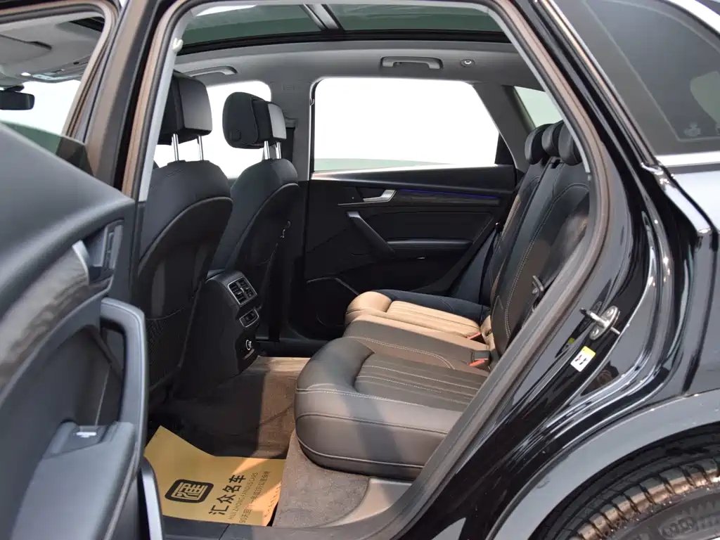 Audi Q5L 2022 Facelift 40 TFSI Premium