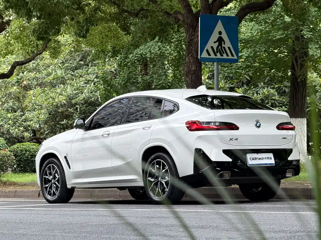 BMW X4 2022 xDrive25i M Sport Package