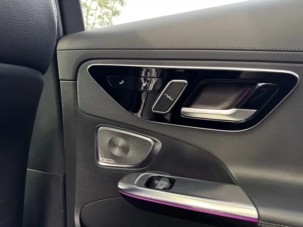 Mercedes-Benz C-Class 2022 C 260 L皓夜 Sport Edition