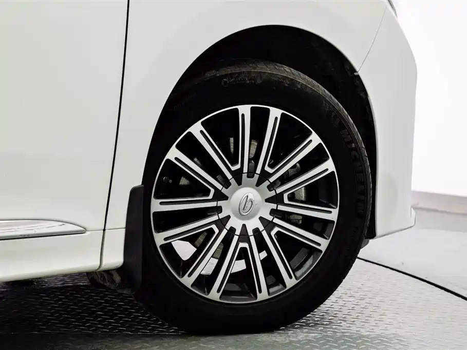 GAC Trumpchi M8 2023 Lingxiu Series 390T Supreme Edition