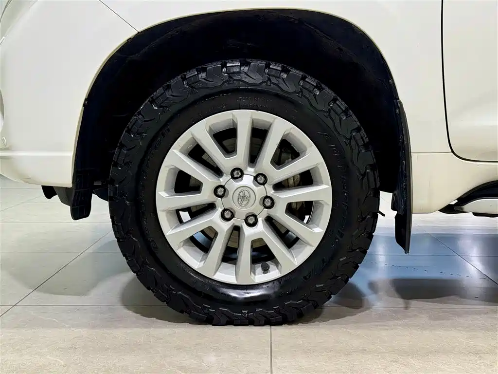 Toyota Land Cruiser Prado 2014 4.0L VX NAVI