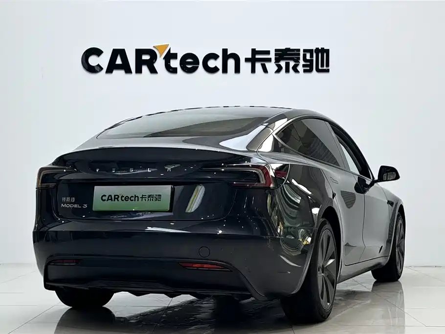Model 3 2023 Rear-Wheel Drive