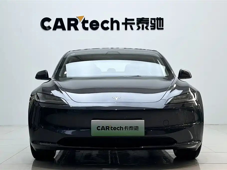 Model 3 2023 Rear-Wheel Drive