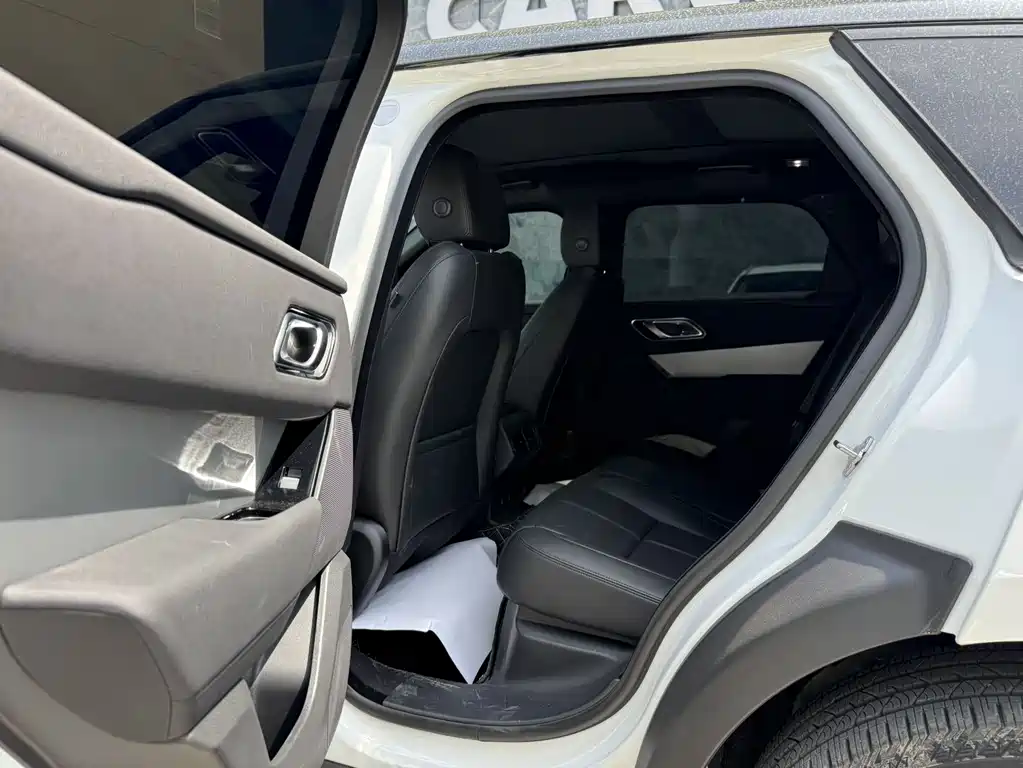 Range Rover Velar 2024 S