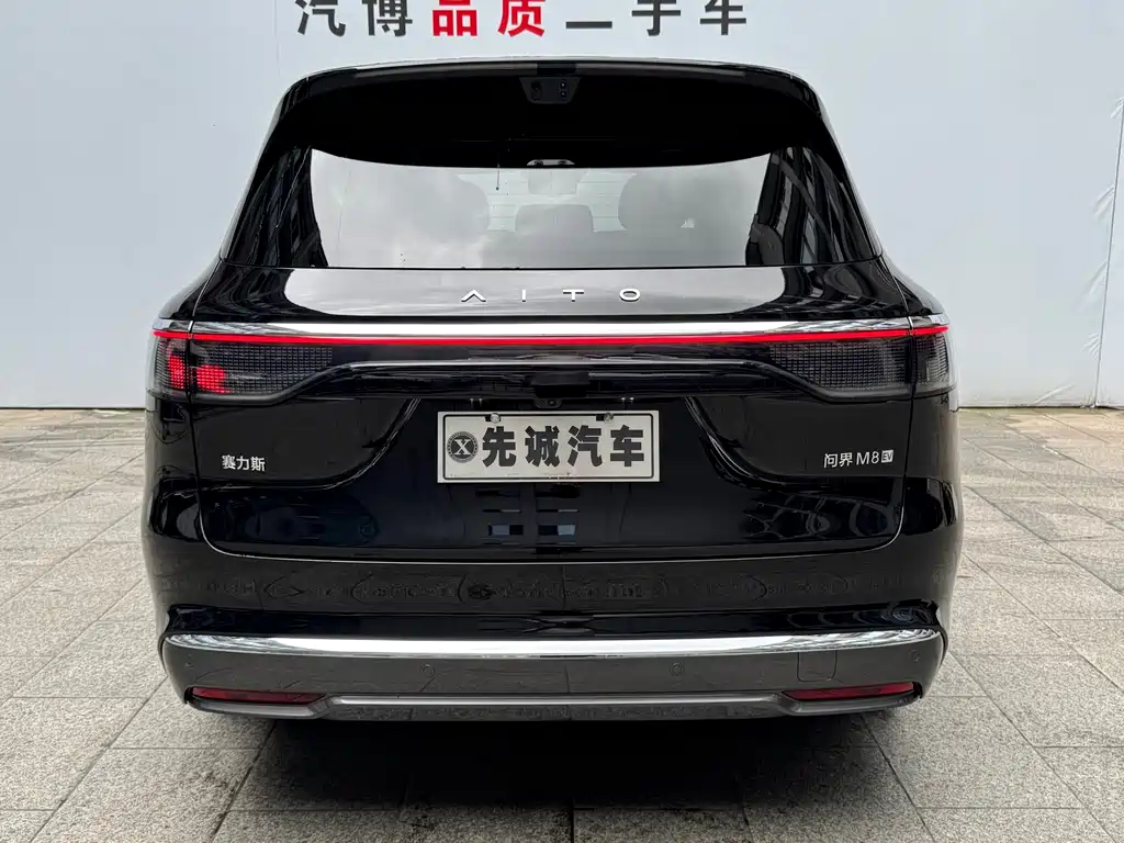 AITO M8 2025 EV Max+ Five-Seat Long Range 192-Line Lidar