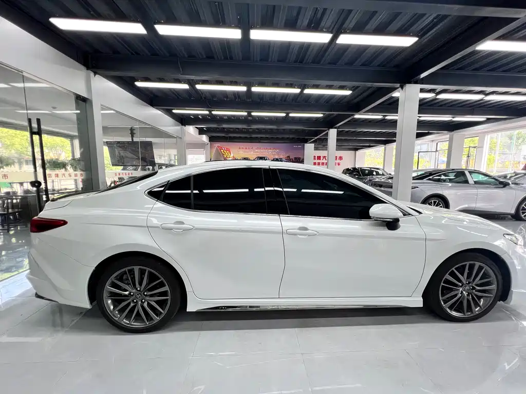 Toyota Camry 2026 Hybrid 2.0HXS Sport Plus Edition