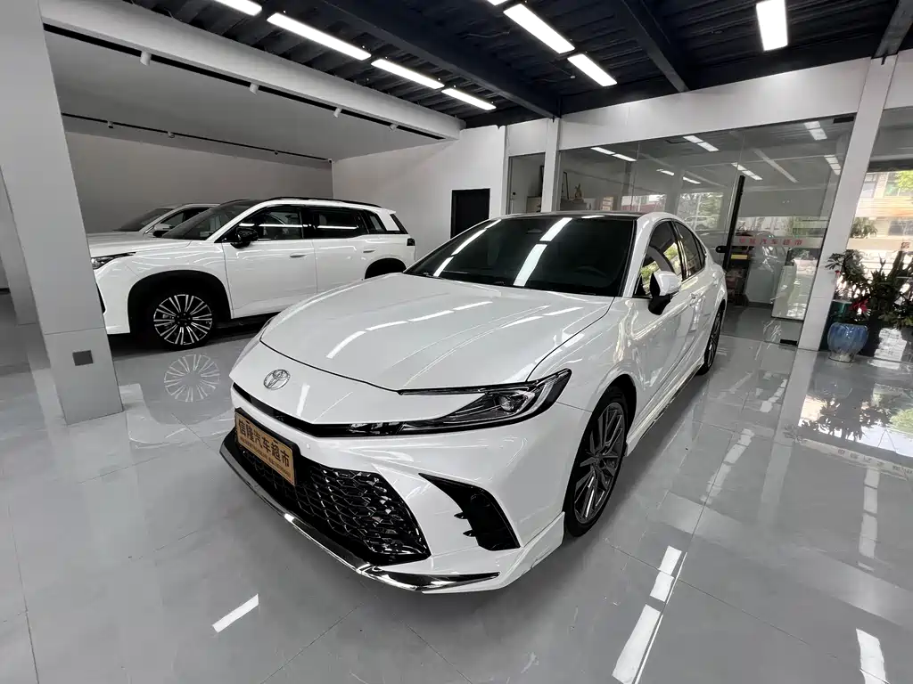 Toyota Camry 2026 Hybrid 2.0HXS Sport Plus Edition
