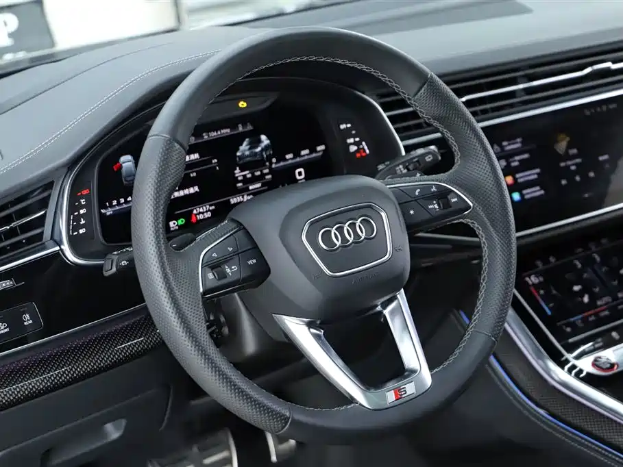 Audi SQ7 2024 4.0 TFSI Dark Knight Edition