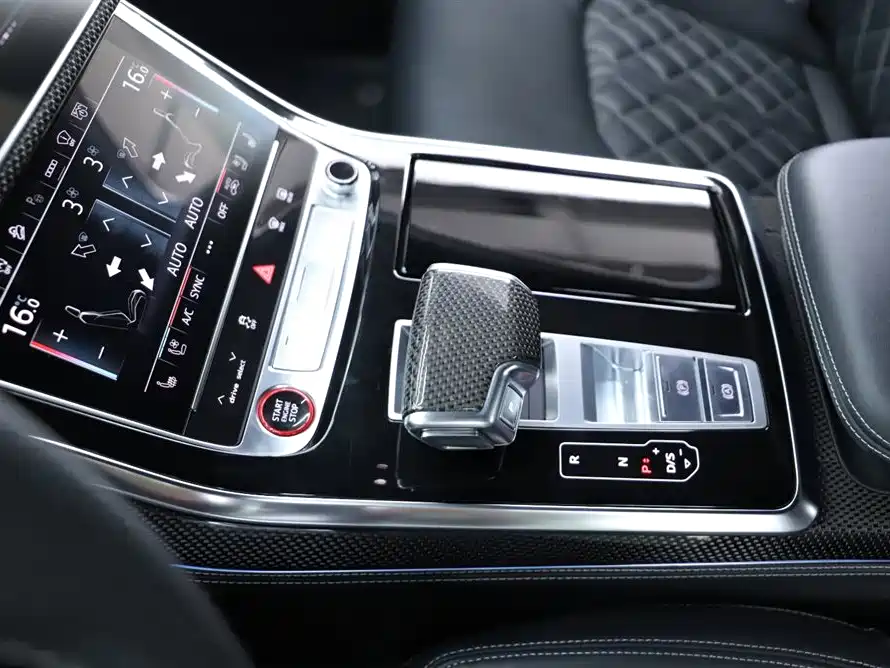 Audi SQ7 2024 4.0 TFSI Dark Knight Edition