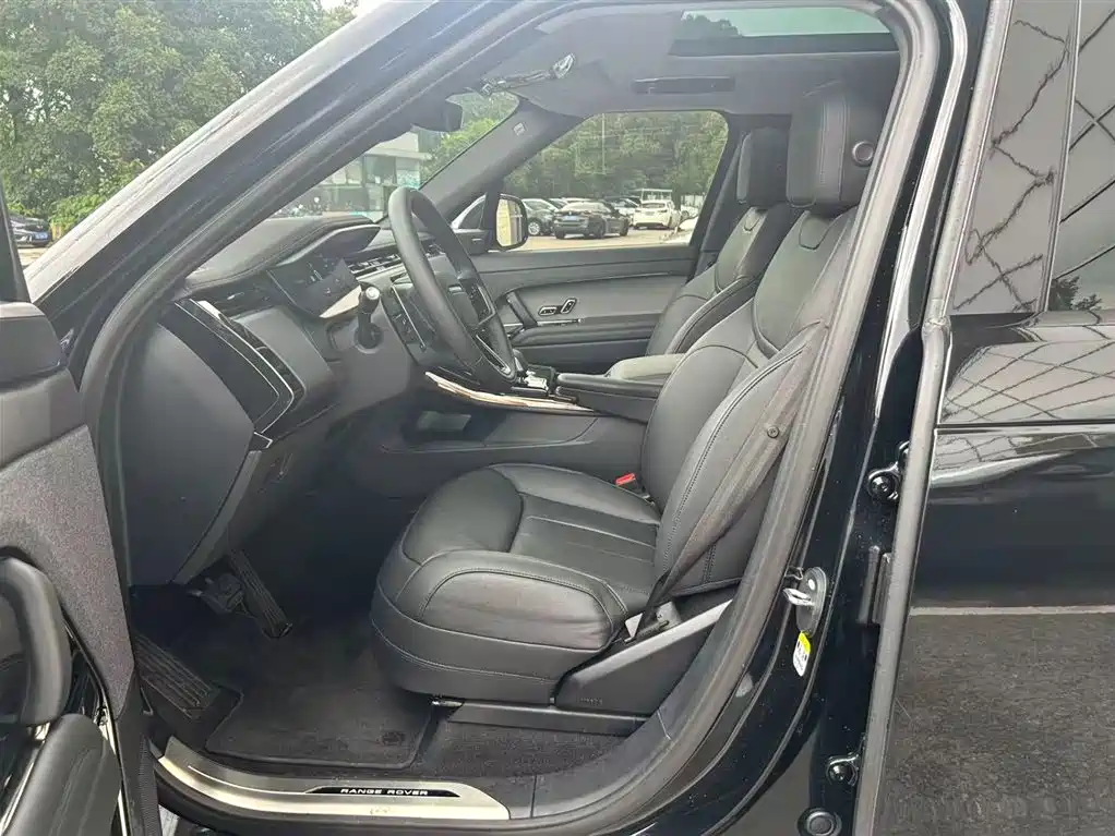 Range Rover Sport 2025 360PS S