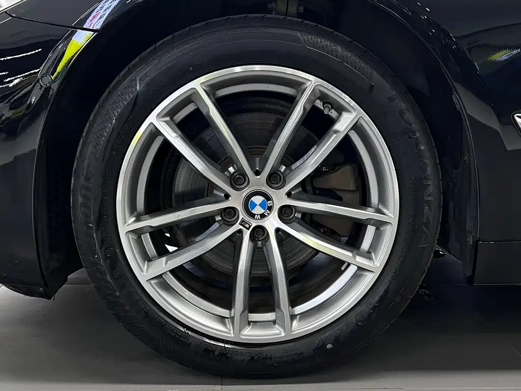 BMW 5 Series 2020 525Li M Sport Package