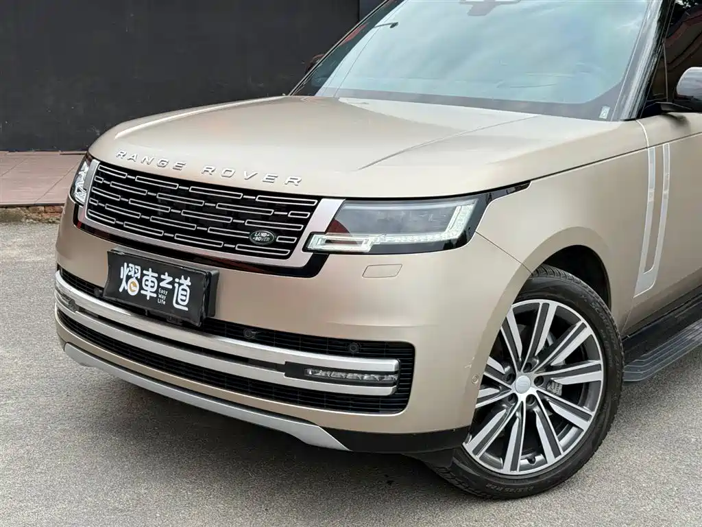 Range Rover 2025 3.0 L6 400PS Autobiography LWB