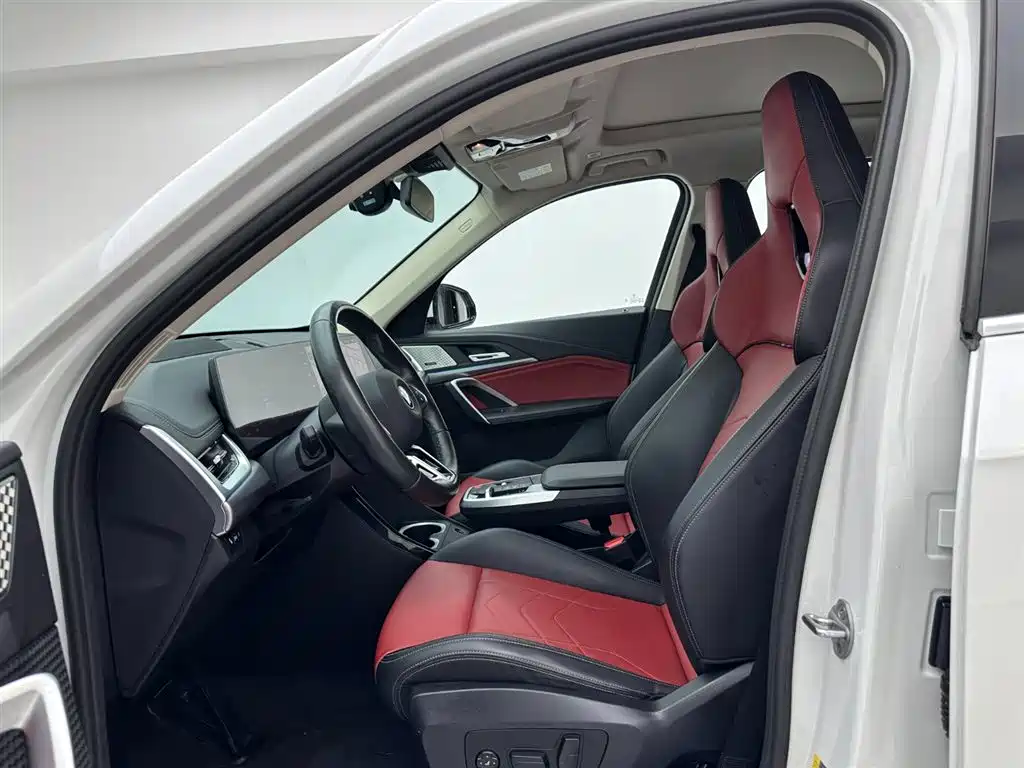 BMW iX1 2023 xDrive30L M Sport Package