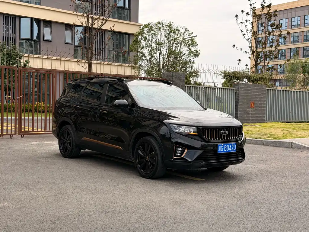豪越 2022款 1.8TD DCT黑金限定版 7座 → Hao Yue 2022 1.8TD DCT Black Gold Limited Edition 7-Seater