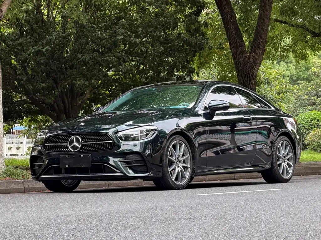 Mercedes-Benz E 260 Coupe (Import) 2023